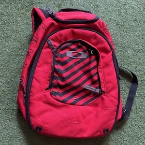 Oakley‎ Red Backpack Tactical Field Bag, Hiking, School And Laptop - RARE NICE!